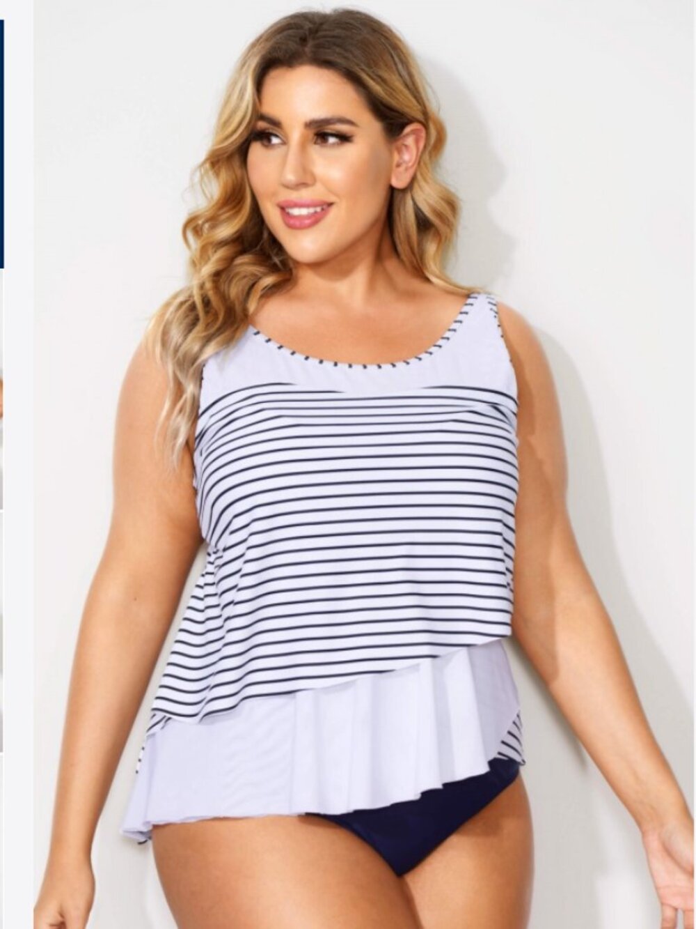 Meet.Curve Black & White Stripes Scoop Neck Tankini Top